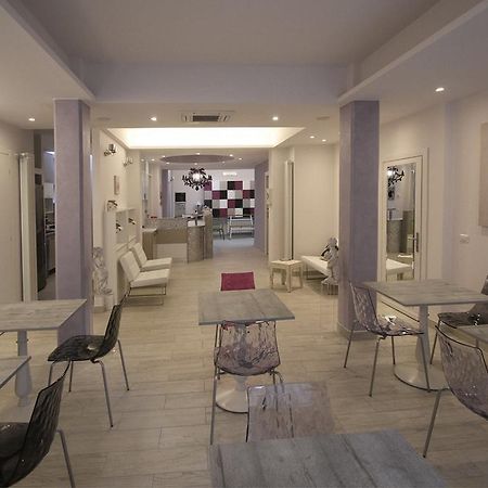 Hotel B&B Francesca Varazze Bagian luar foto