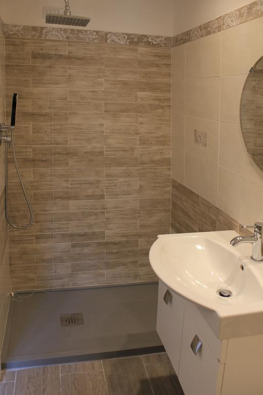 Hotel B&B Francesca Varazze Bagian luar foto