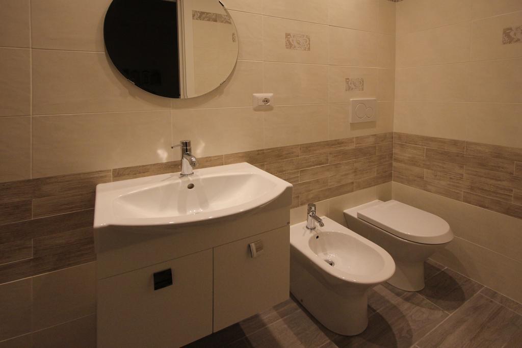 Hotel B&B Francesca Varazze Bagian luar foto